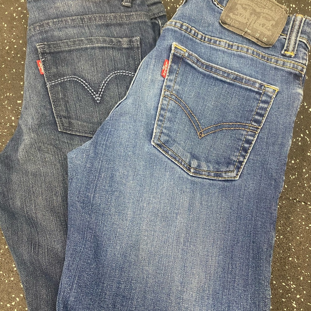 Lot of 2 Levi’s Denim Jeans with Back Pocket Stitching, Size 14